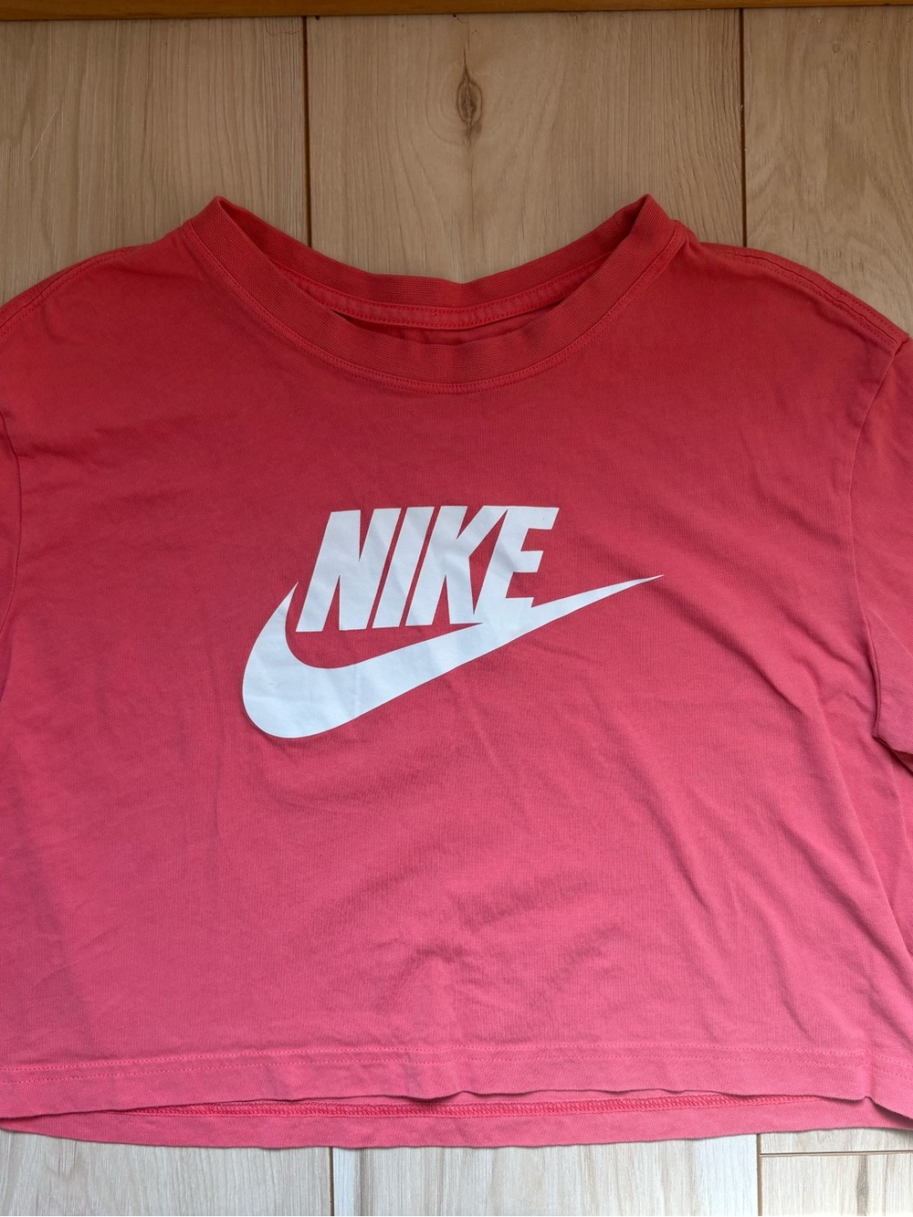 Nike Crop Tee Bundle Womens Small XS Pink Black Swoosh Logo Graphic Casual - Picture 3 of 8